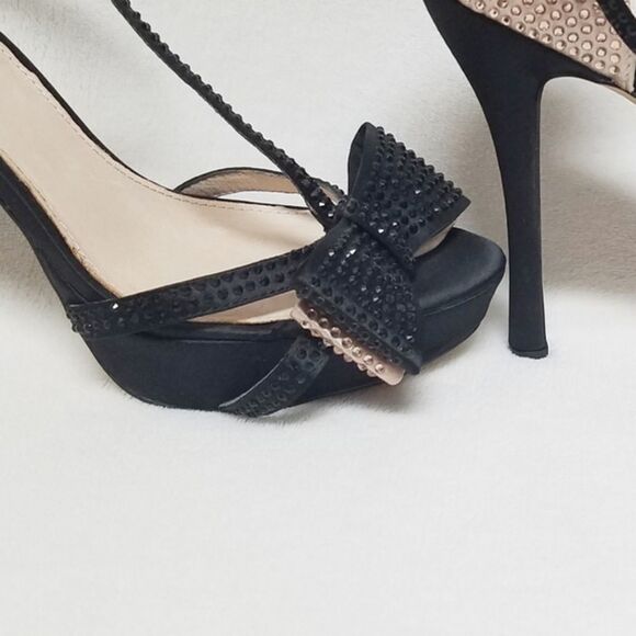 STEVE Madden Holly T-Strap Platform Stiletto Heels - Picture 5 of 15